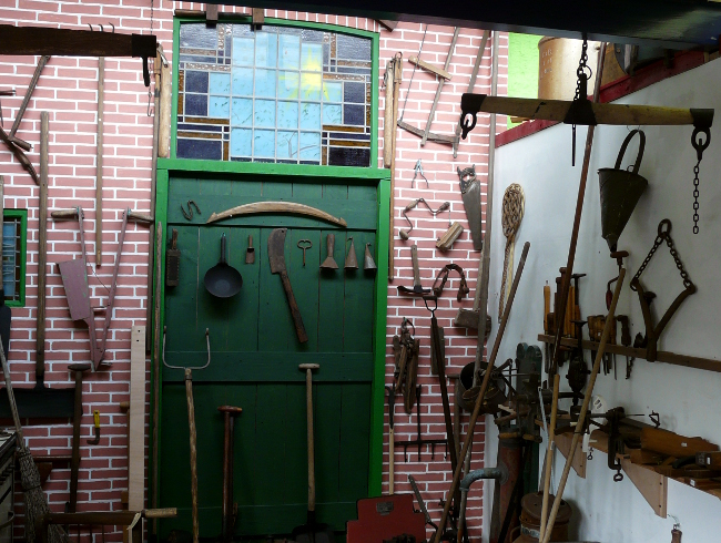 09--Het_voormalig_museum_met_oud_gereedschap.jpg